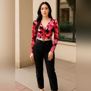 NWT Forever 21 Colourful Pattern Long Sleeve Cropped Blouse